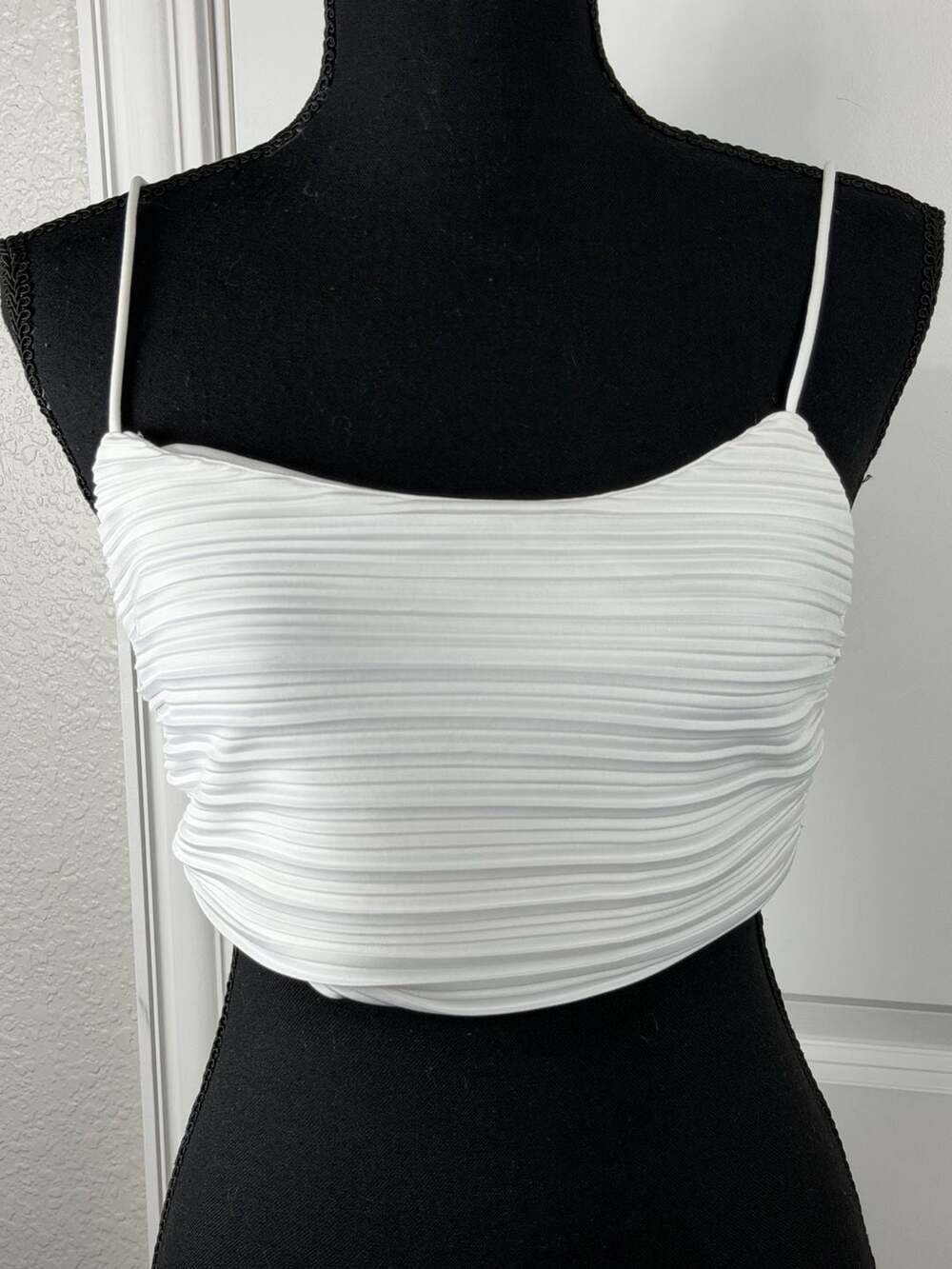 Sabo Skirt Davo Pleated Crop Top in White